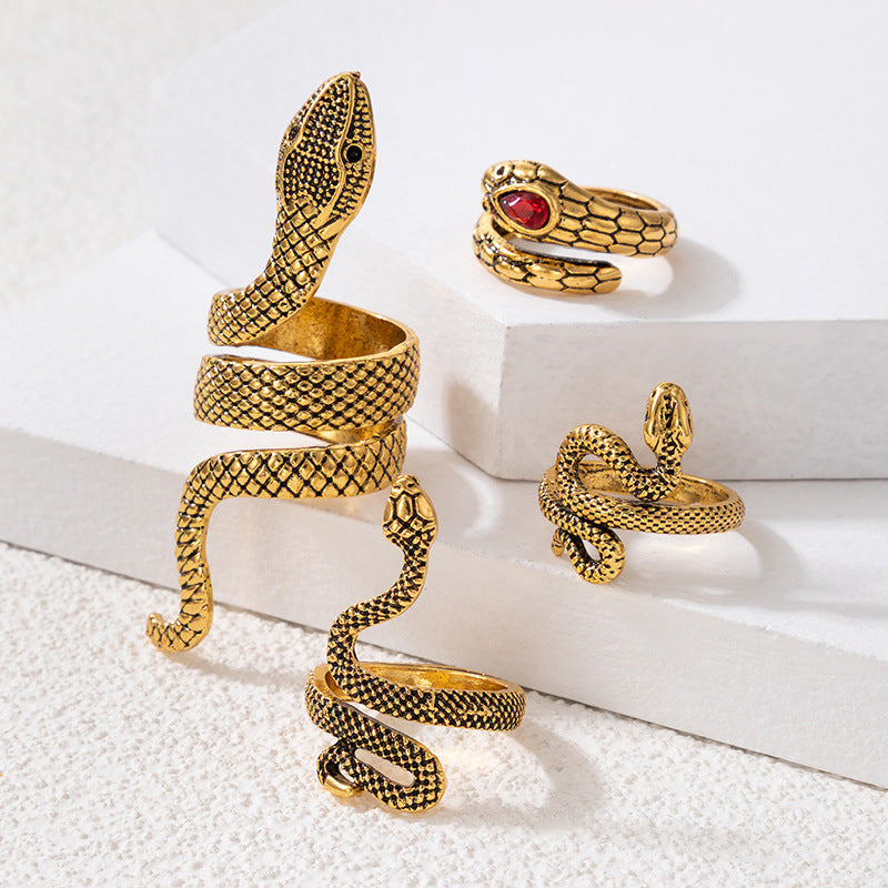 Playful Ruby Inlaid Snake Ring Set - Ancient Gold