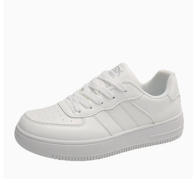 Lace-Up Round Toe Platform Sneakers