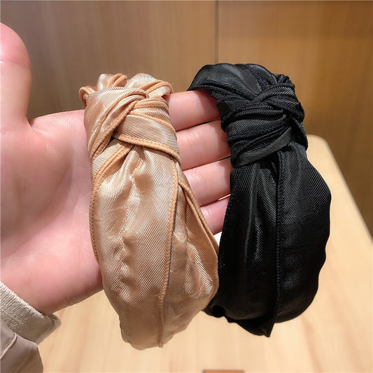 Fungus Edge Pleated Wide-Brimmed Headband