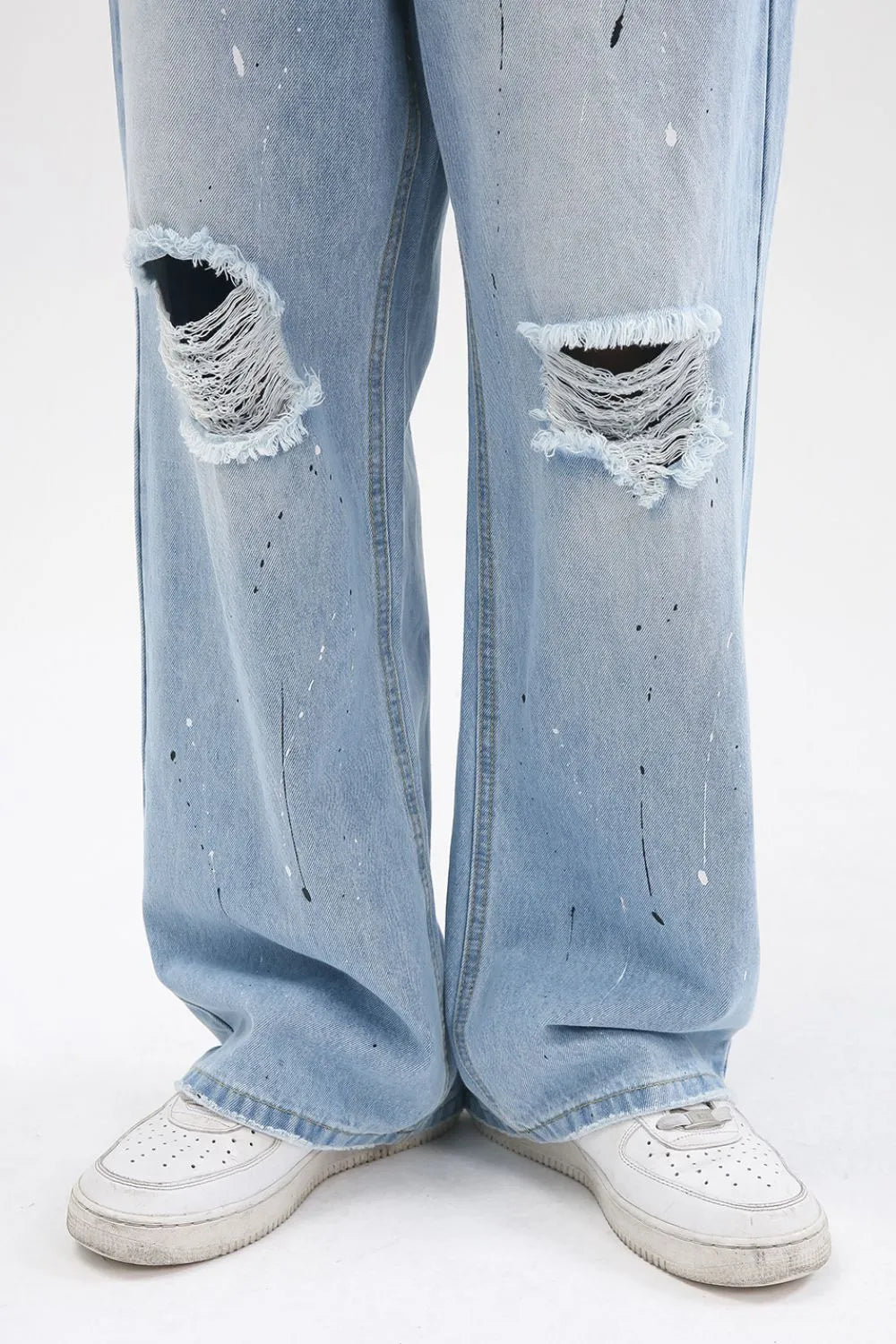 Playful Distressed Jeans with Pockets