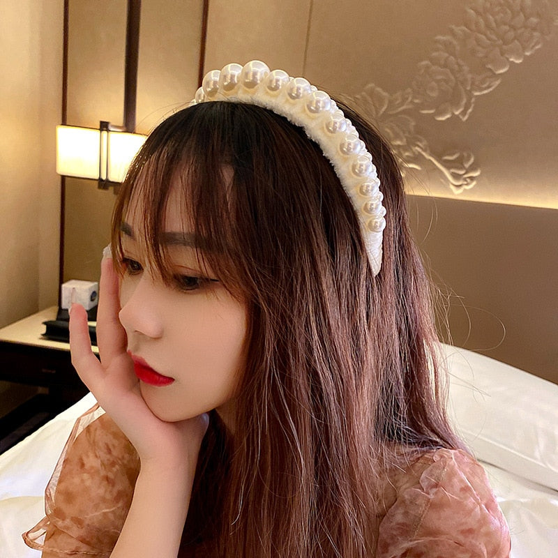 Trendy Pearl Velvet Headband for Women