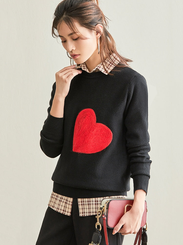 Harajuku Style Women’s Knit Sweater with Red Heart