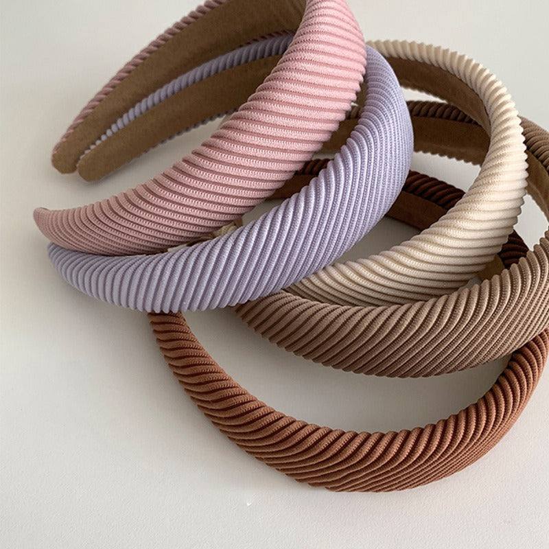 Diagonal Striped Wide-Brimmed Sponge Headband