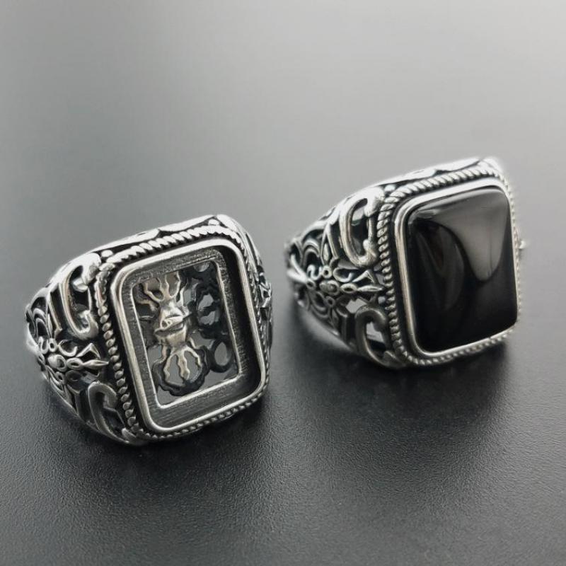 Vintage 925 Sterling Silver Men's Ring with Black Onyx