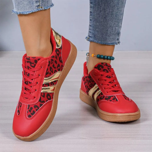 Playful Leopard Print Round Toe Lace-Up Sneakers