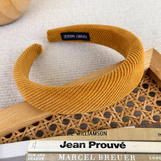 High-Ceiling Maillard-Colored Headband for Women