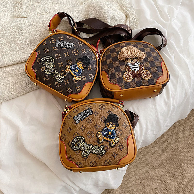 Harajuku Bear Old Flower Hand-Held Shoulder Bag