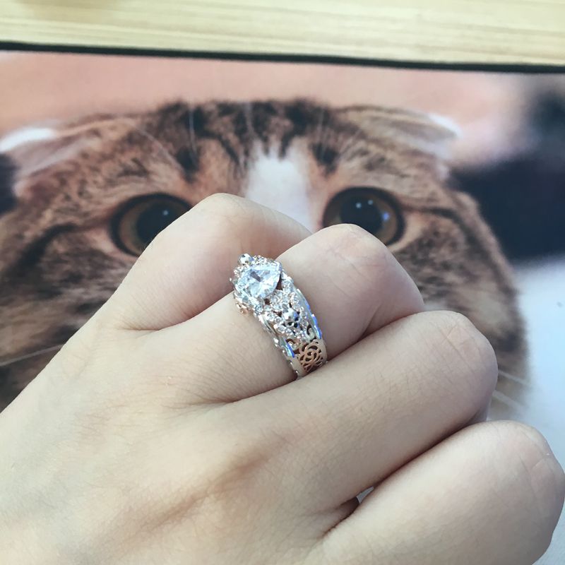 Gothic Skull Ring with CZ Crystal - Harajuku Style