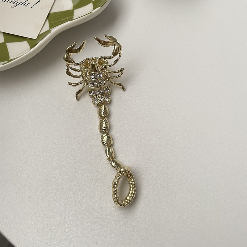 Exaggerated White Metal Scorpion Chain Ring - Harajuku Style