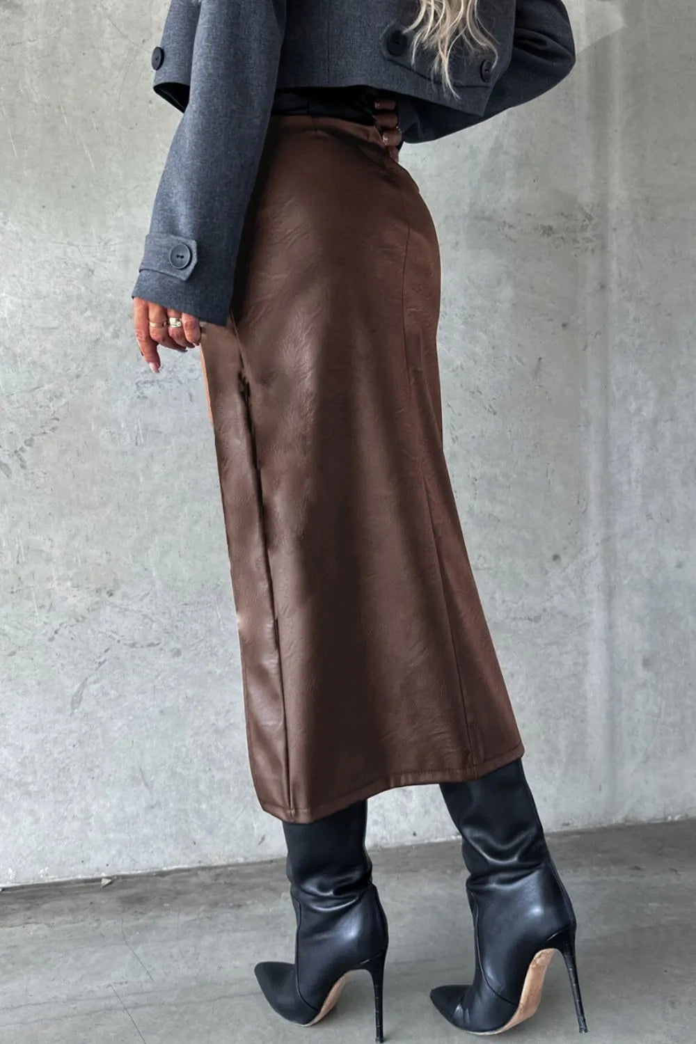 Playful Slit Midi Skirt with Pockets