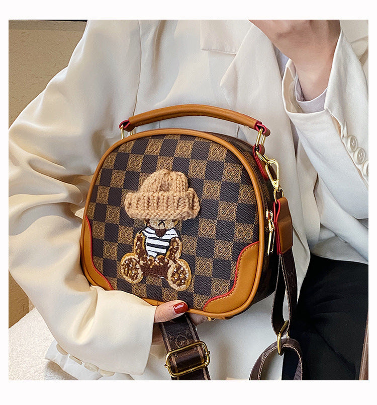 Harajuku Bear Old Flower Hand-Held Shoulder Bag