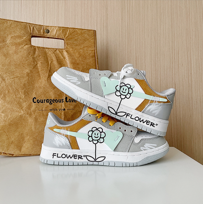 Sunflower Skateboarding Shoes for Harajuku Style