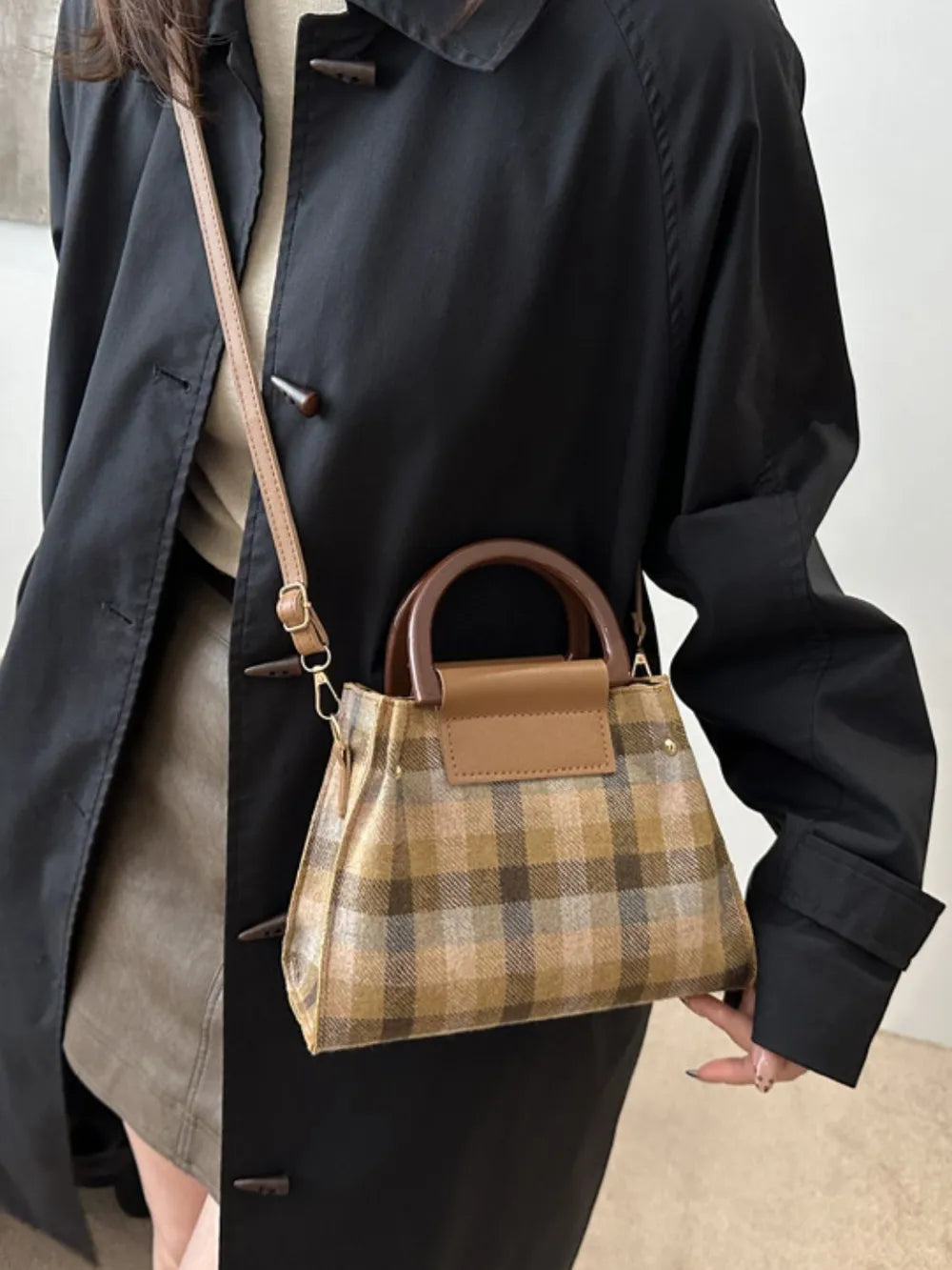 Plaid Trapezoid Crossbody Bag - Harajuku Style
