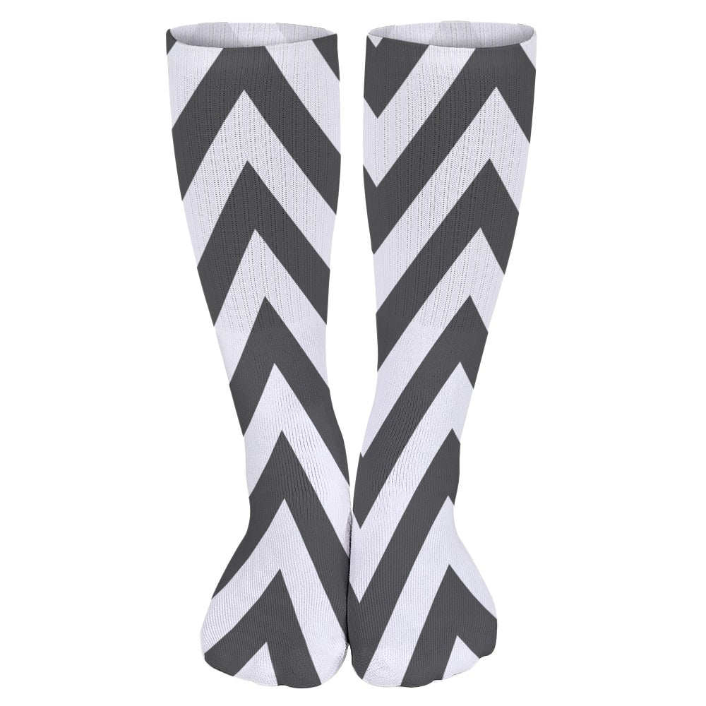 Breathable Black and White Zig Zag Socks