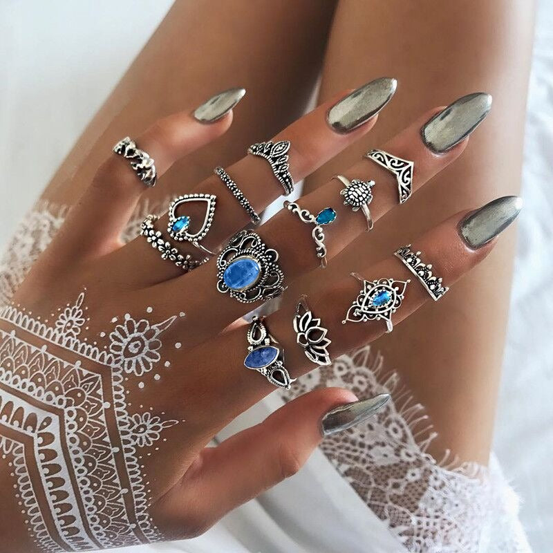 Vintage Diamond Carved Crown Starry Sky Ring Set