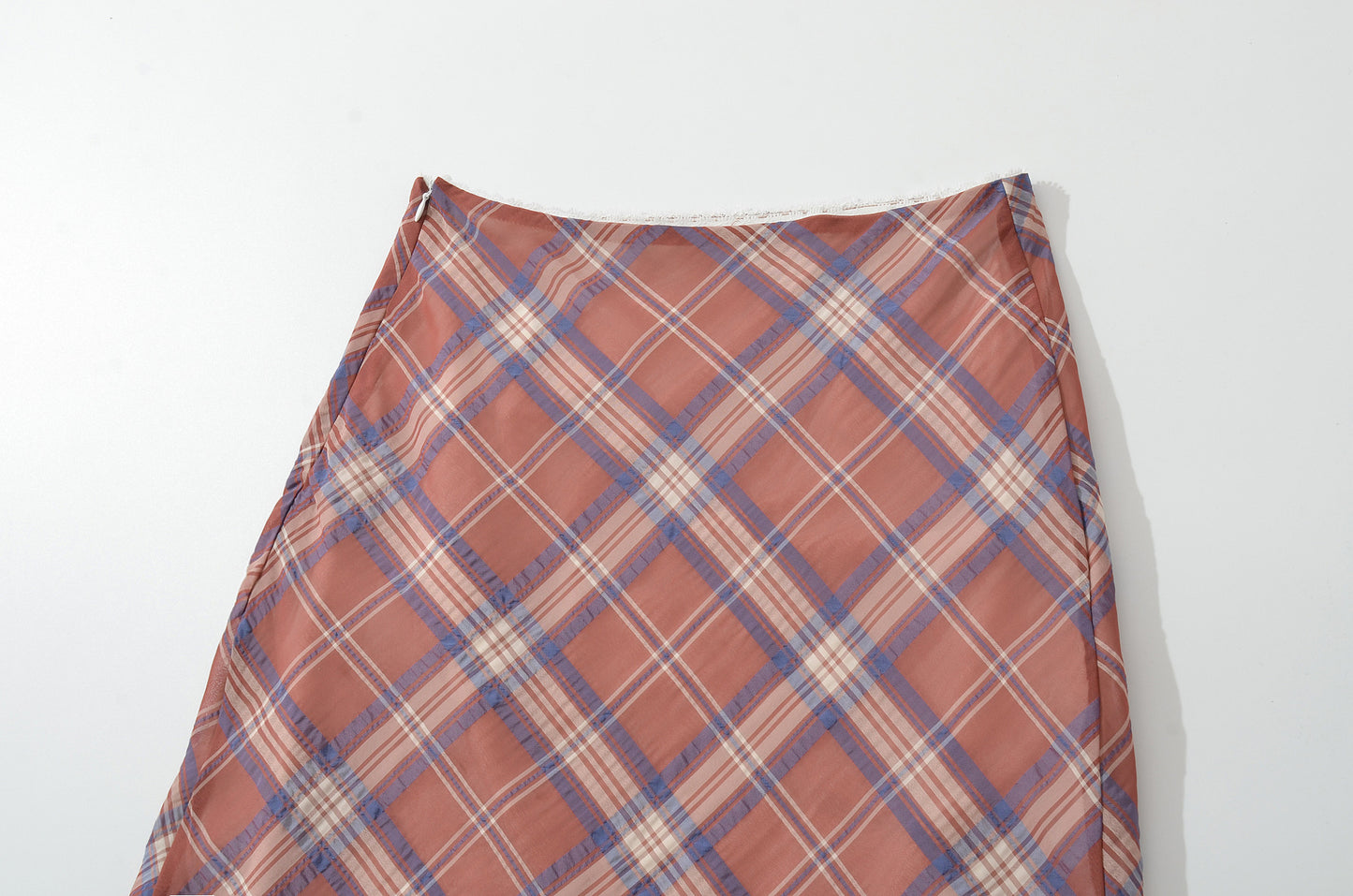 Stylish and Form-Fitting Pencil Skirt