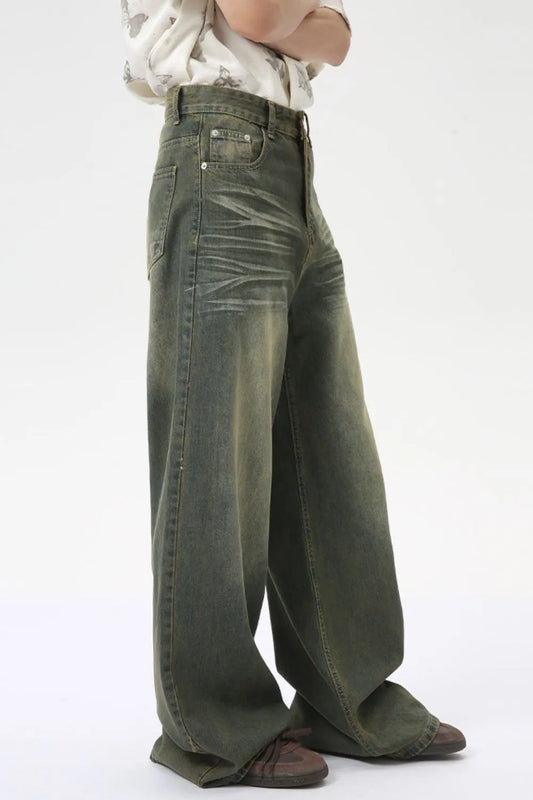 Playful Wide Leg Jeans with Pockets