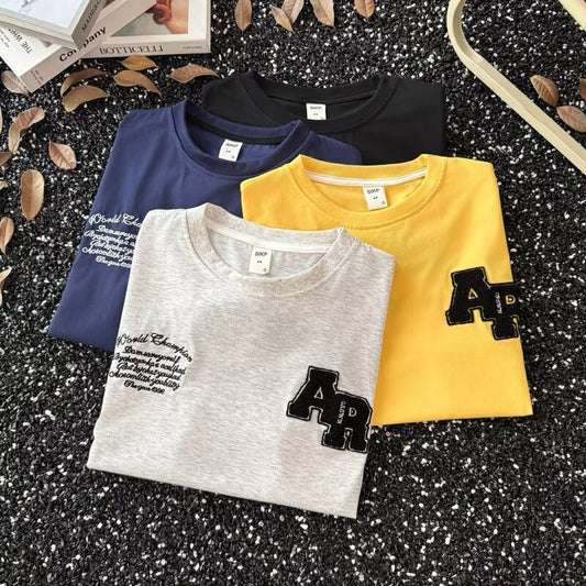 Casual Short Sleeved T-Shirt with Embroidered Pattern