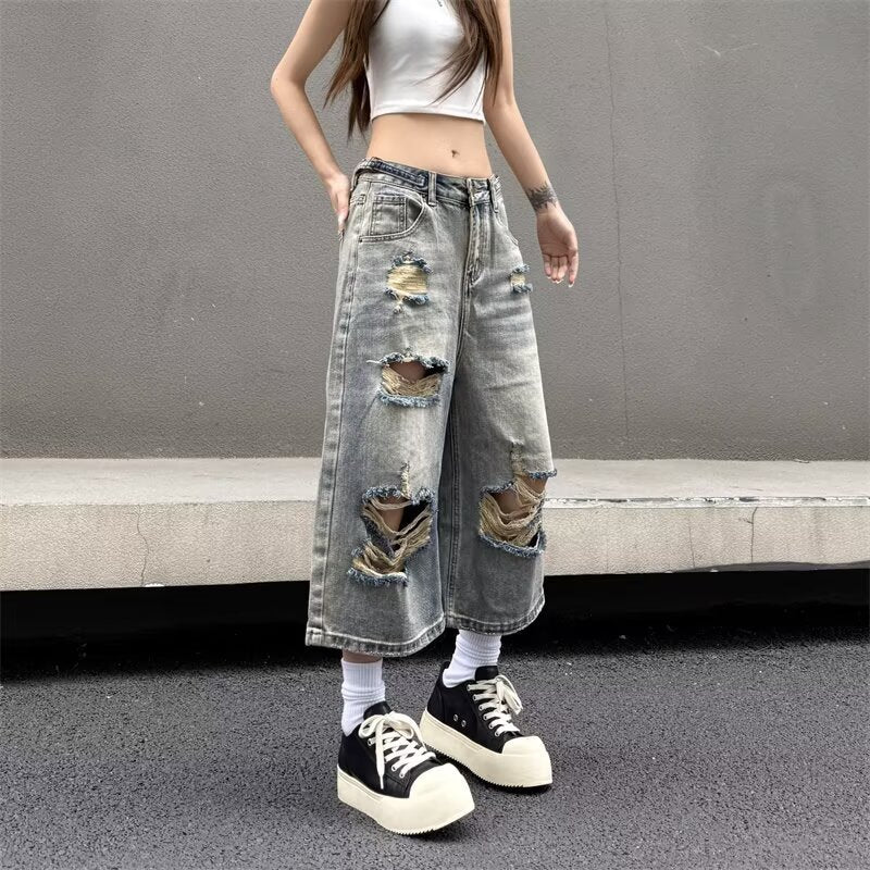 Light Colored Perforated Cropped Denim Pants for Women