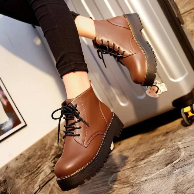 Harajuku Style Women’s Ankle Boots - Retro Platform Lace Up