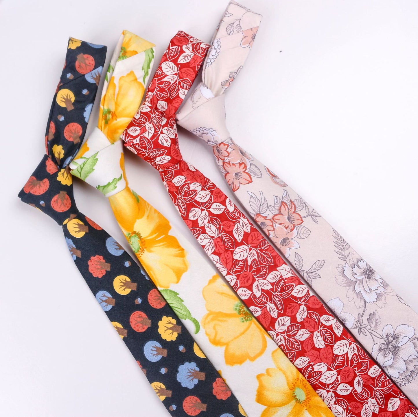 Fresh Pastoral Floral Cotton Tie Set