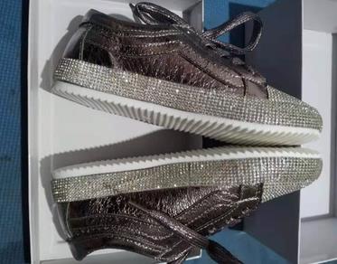 Harajuku Style Women’s Sneakers - Golden Silver Bling Flats