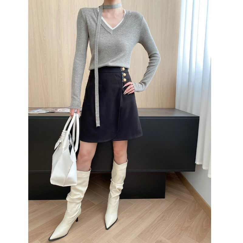 Chic French Vintage Style High-Waisted Slimming A-Line Mini Skirt with Metal Button Design