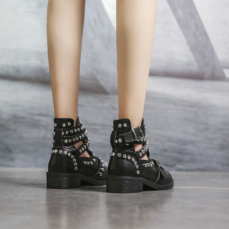 Trendy Round Head Rivet Buckle Boots for Women