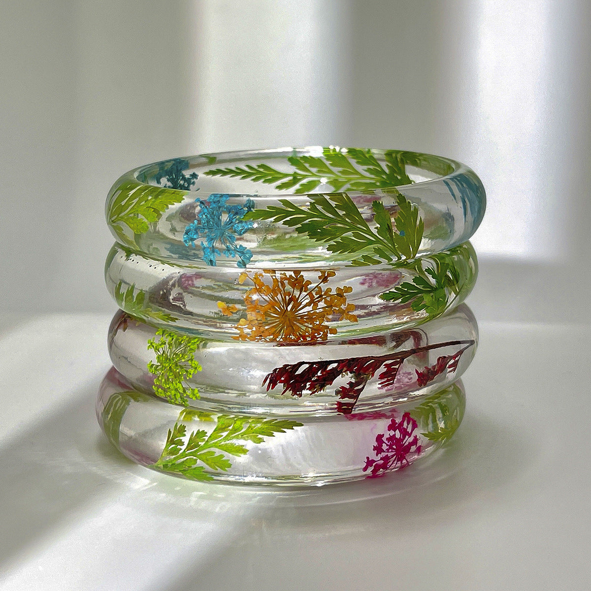 Playful Daisy Transparent Acrylic Bracelet Set