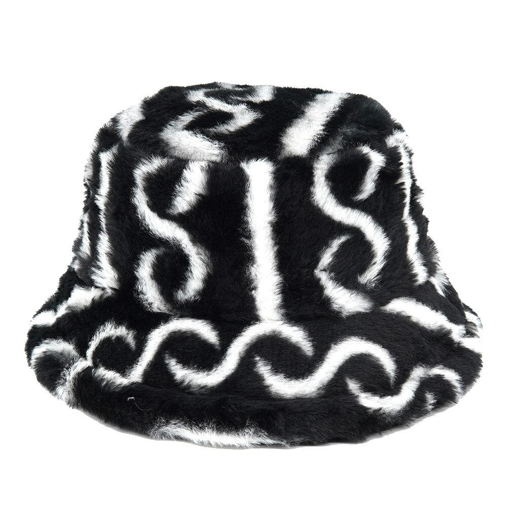 Camouflage Faux Fur Bucket Hat - Warm & Stylish Fisherman Hat