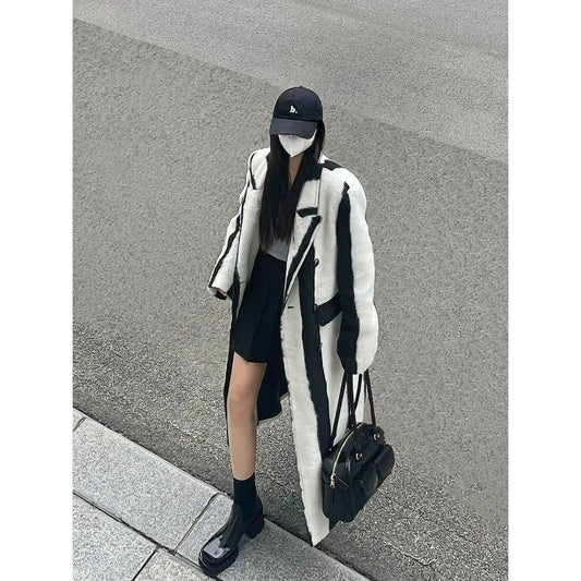 Vintage Black and White Color Block Woolen Coat