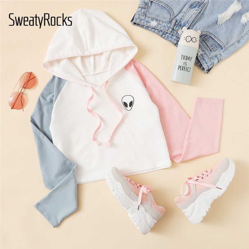 Harajuku Alien Print Contrast Sleeve Hoodie