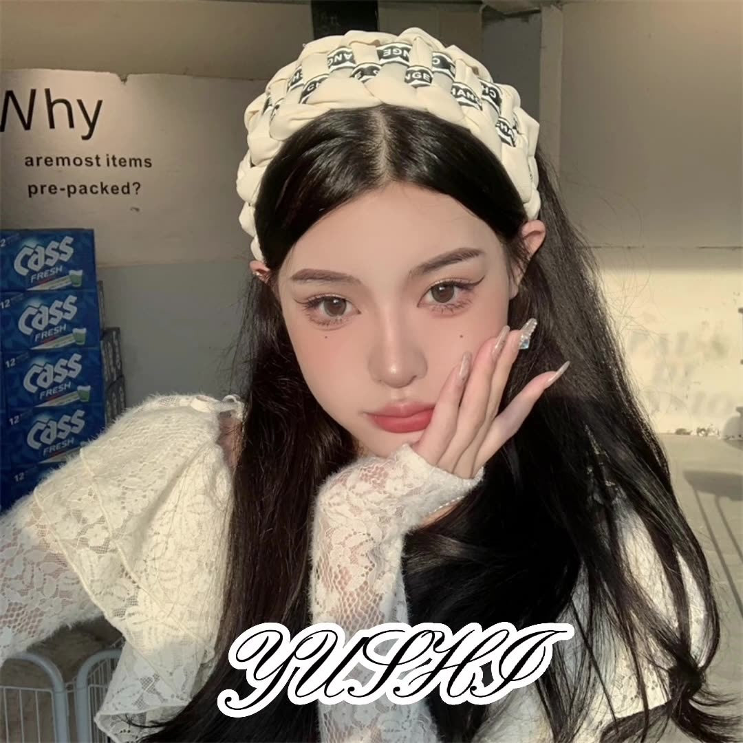 Korean Three-Dimensional Woven Headband