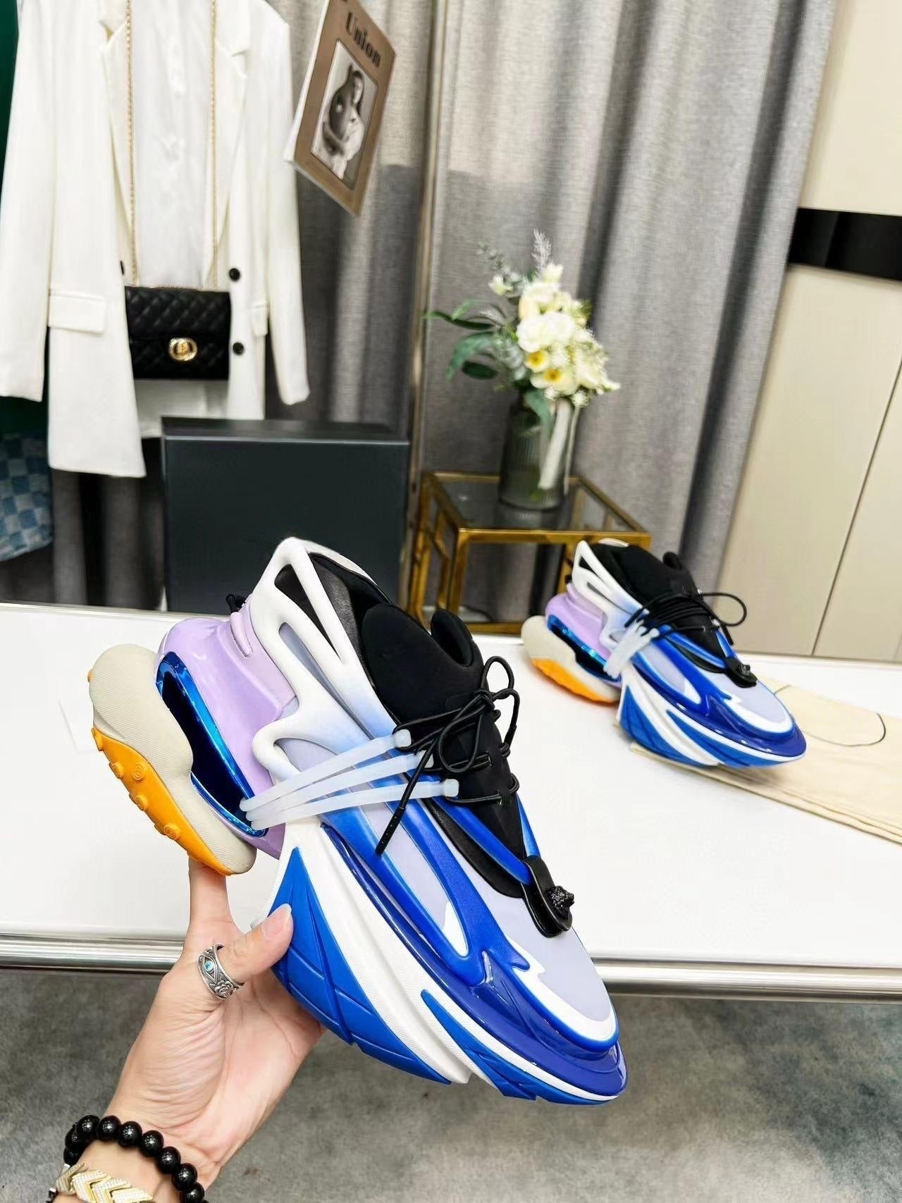 Hot Sale Multicolour Jogging Sneakers