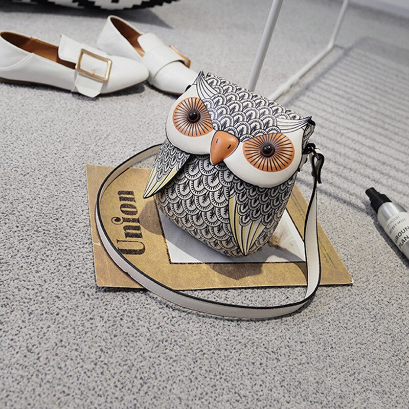 Playful Owl Shoulder Bag for Summer Girls