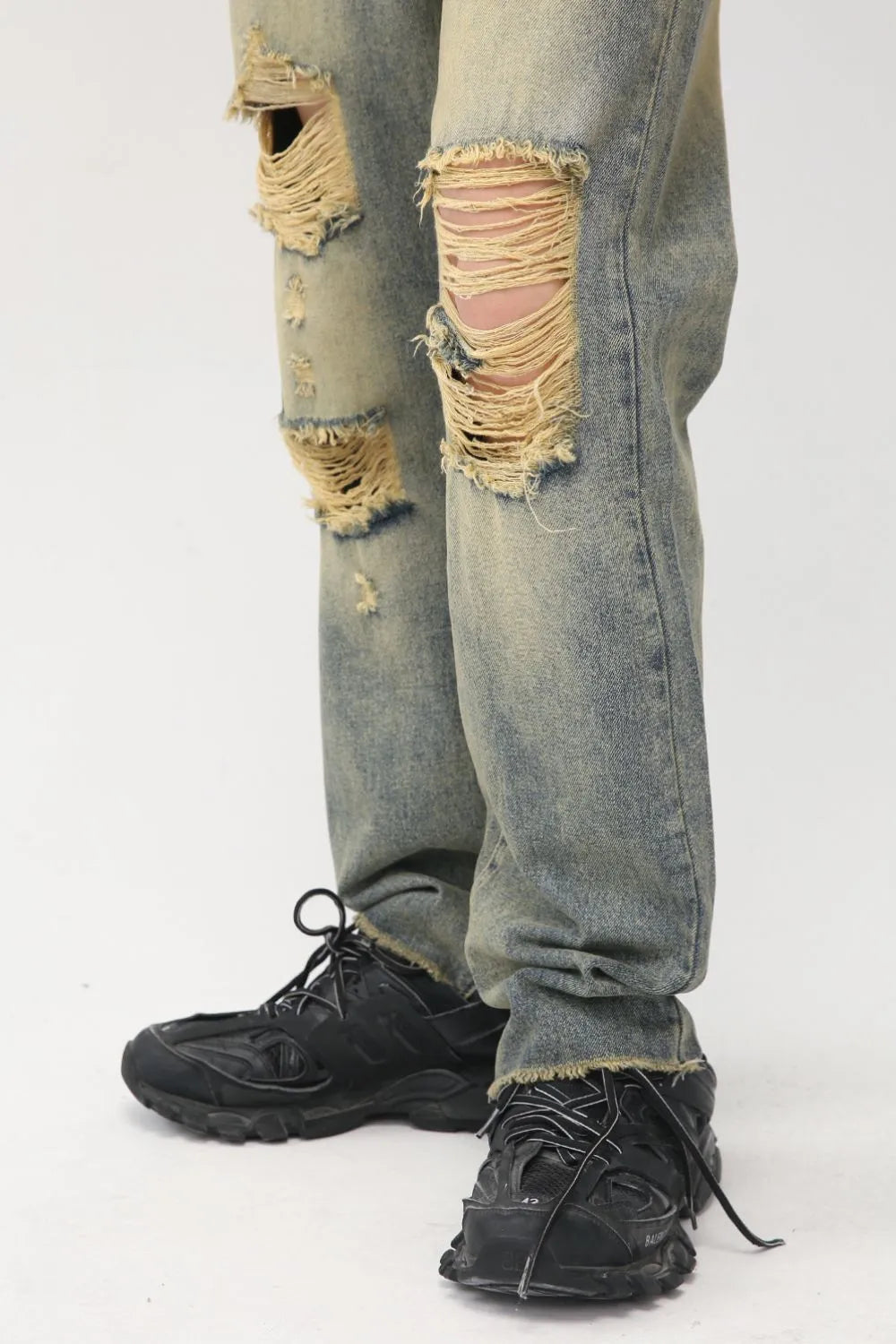 Distressed Mid Rise Jeans with Pockets - Harajuku Style