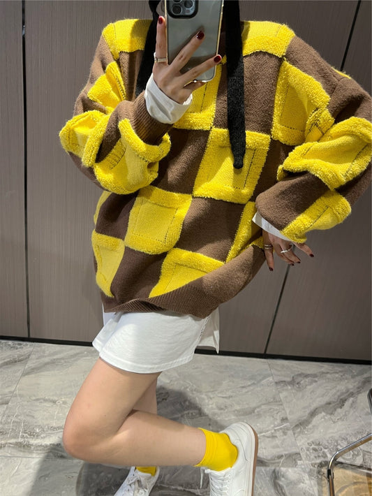 Harajuku Style Contrast Plaid Knit Top with Flocking