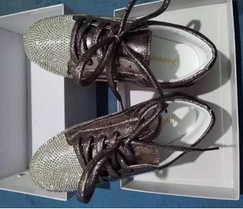 Harajuku Style Women’s Sneakers - Golden Silver Bling Flats