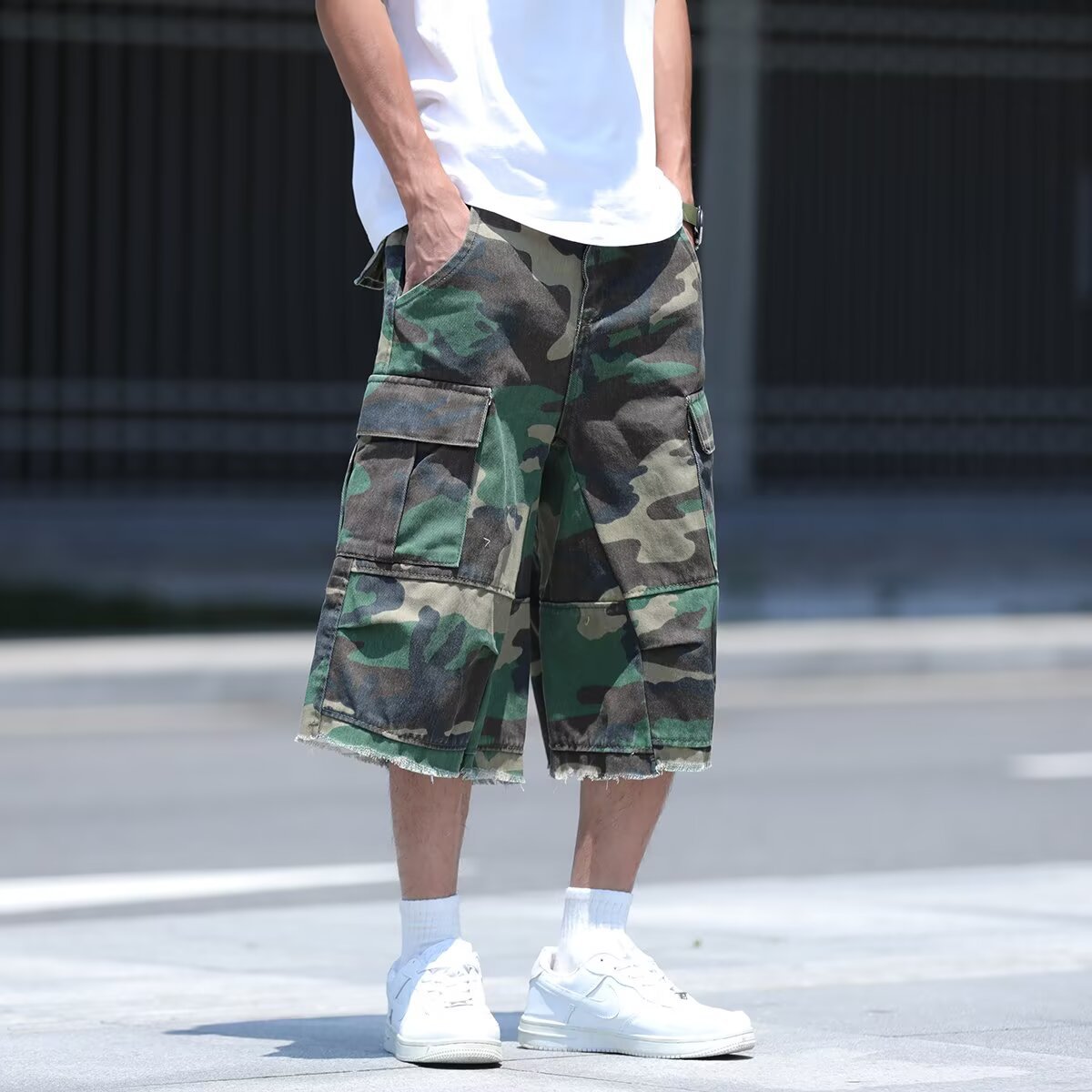 Men's Camouflage Cropped Summer Shorts