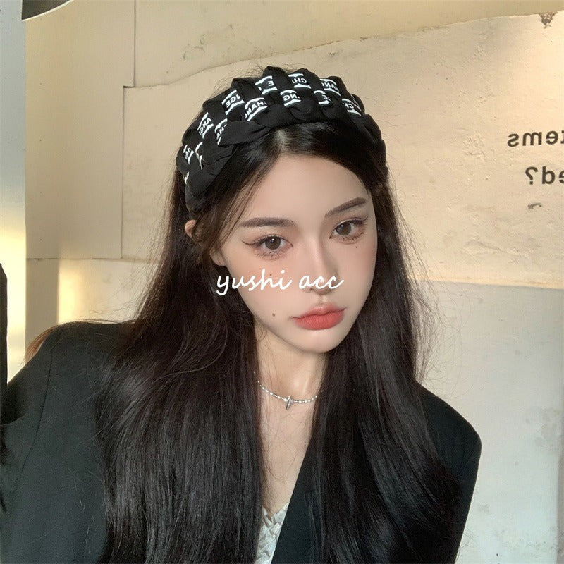 Korean Three-Dimensional Woven Headband