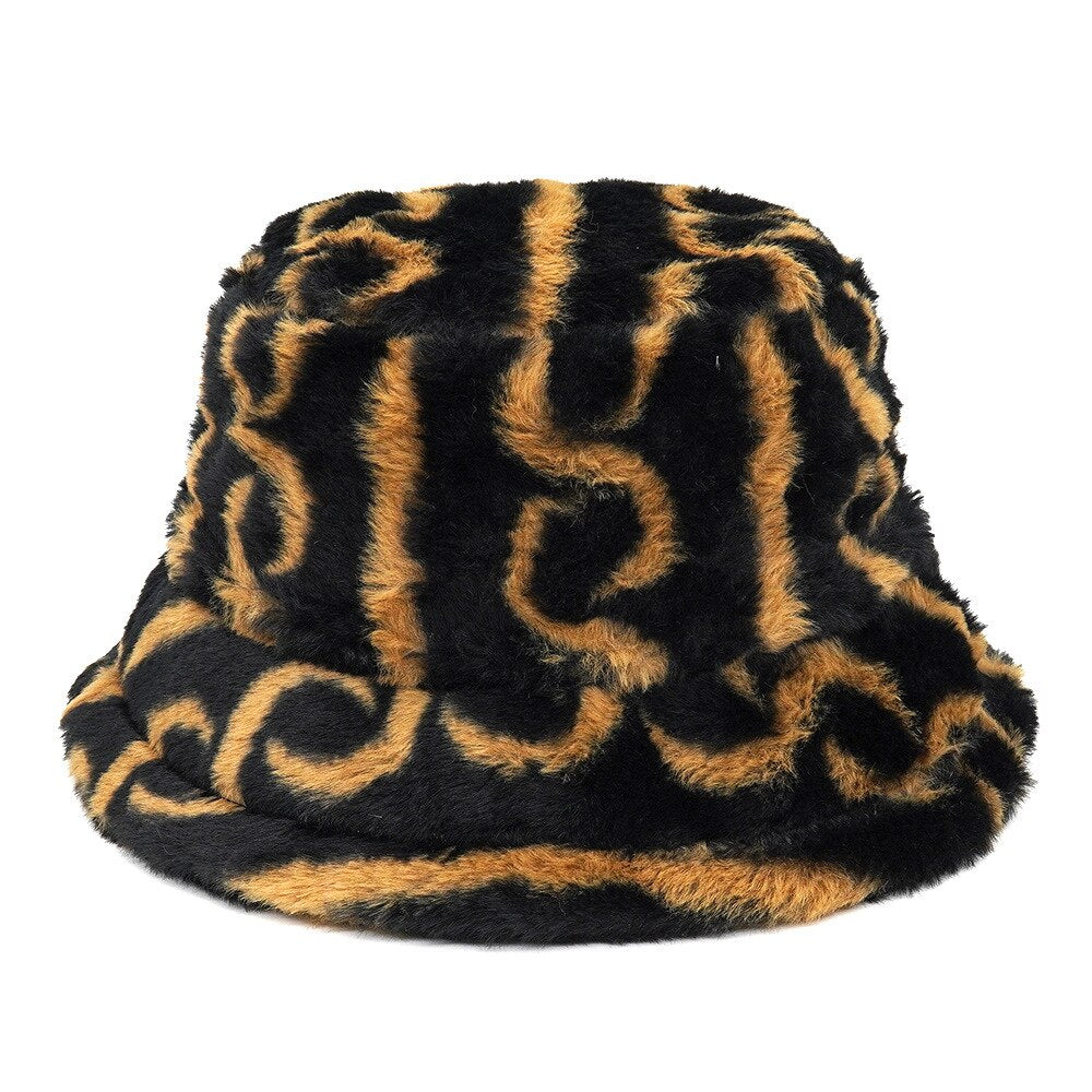 Camouflage Faux Fur Bucket Hat - Warm & Stylish Fisherman Hat