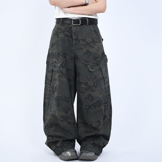 Retro Camouflage Design Curved Knife Jeans