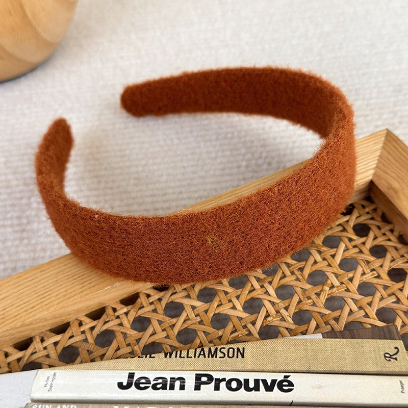 High-Ceiling Maillard-Colored Headband for Women