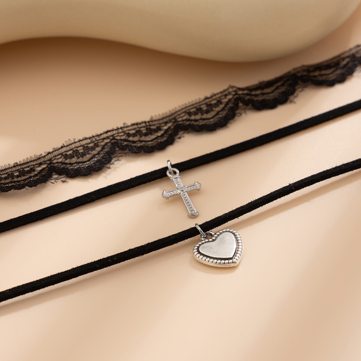 Harajuku Heart-Shaped Lace Necklace Set