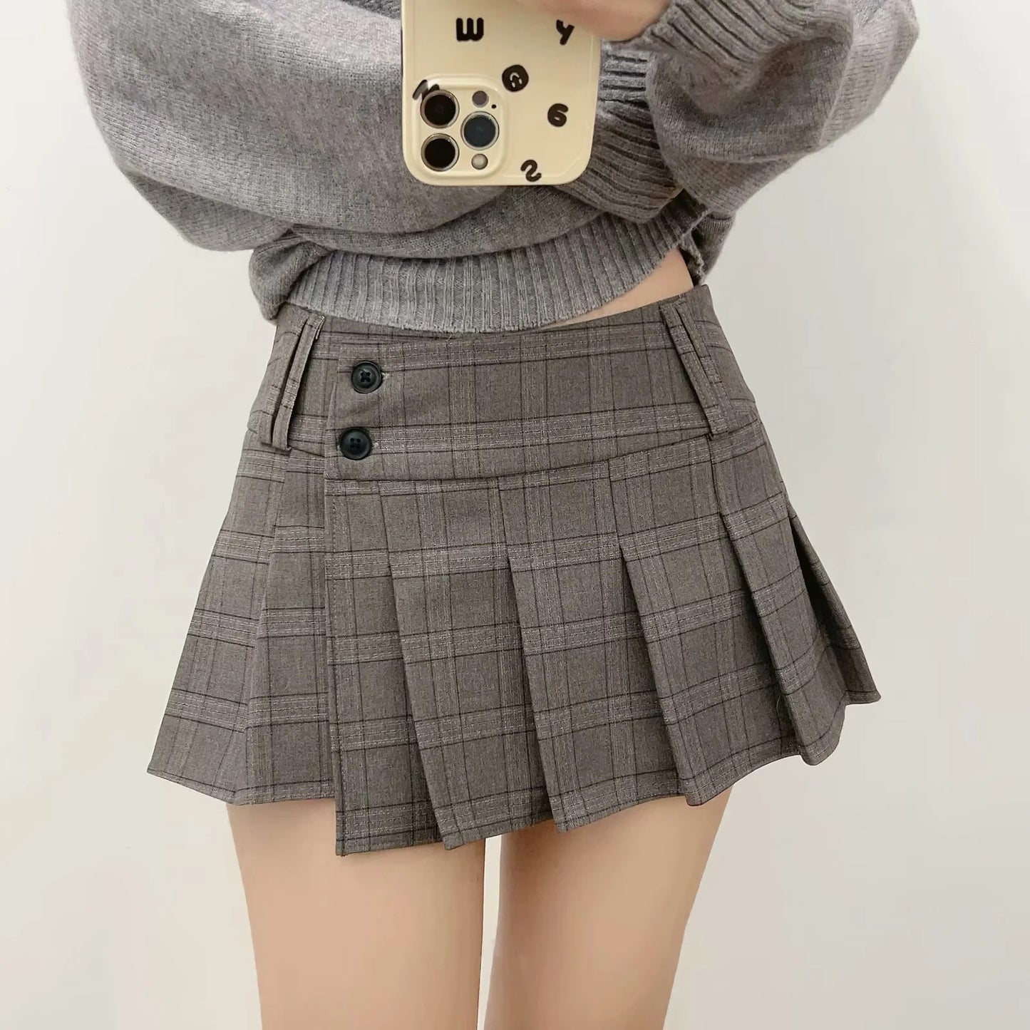 Harajuku Style Checkered Pleated Mini Skirt in Black and Gray