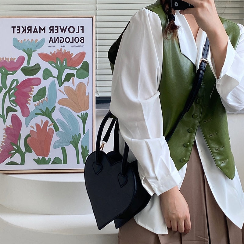 Retro Heart Design Women's Shoulder Bag - Harajuku Style