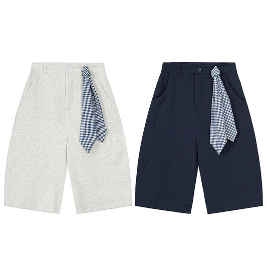 Trendy Arc-Shaped Casual Shorts with Detachable Plaid Scarf