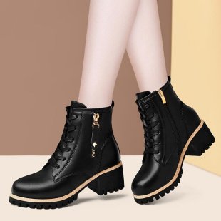 Mid-Length Women's Black Leather Casual Boots with Six Holes and Single Lining