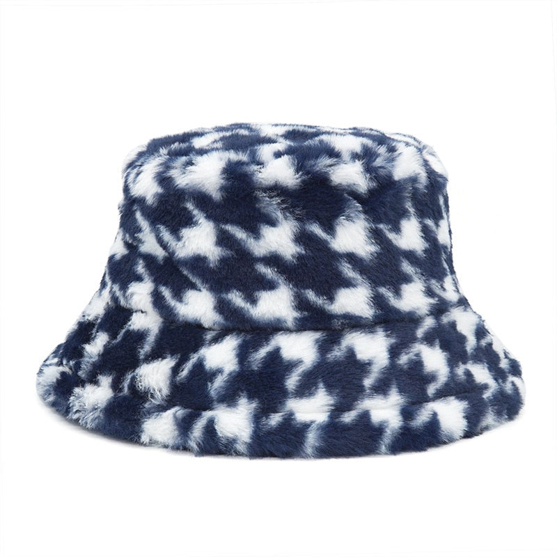 Camouflage Faux Fur Bucket Hat - Warm & Stylish Fisherman Hat