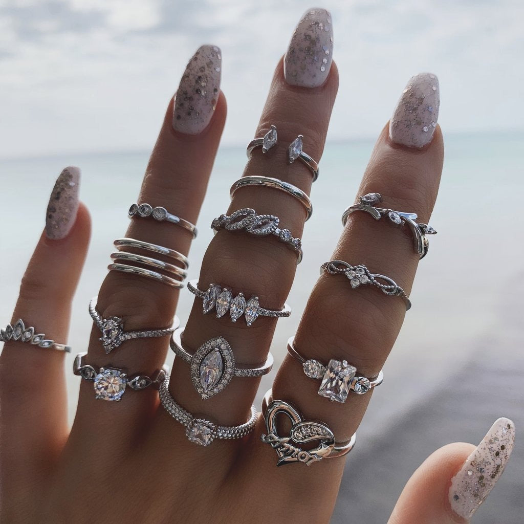 15 Piece Open Joint Ring Set with Hollow Diamond Heart